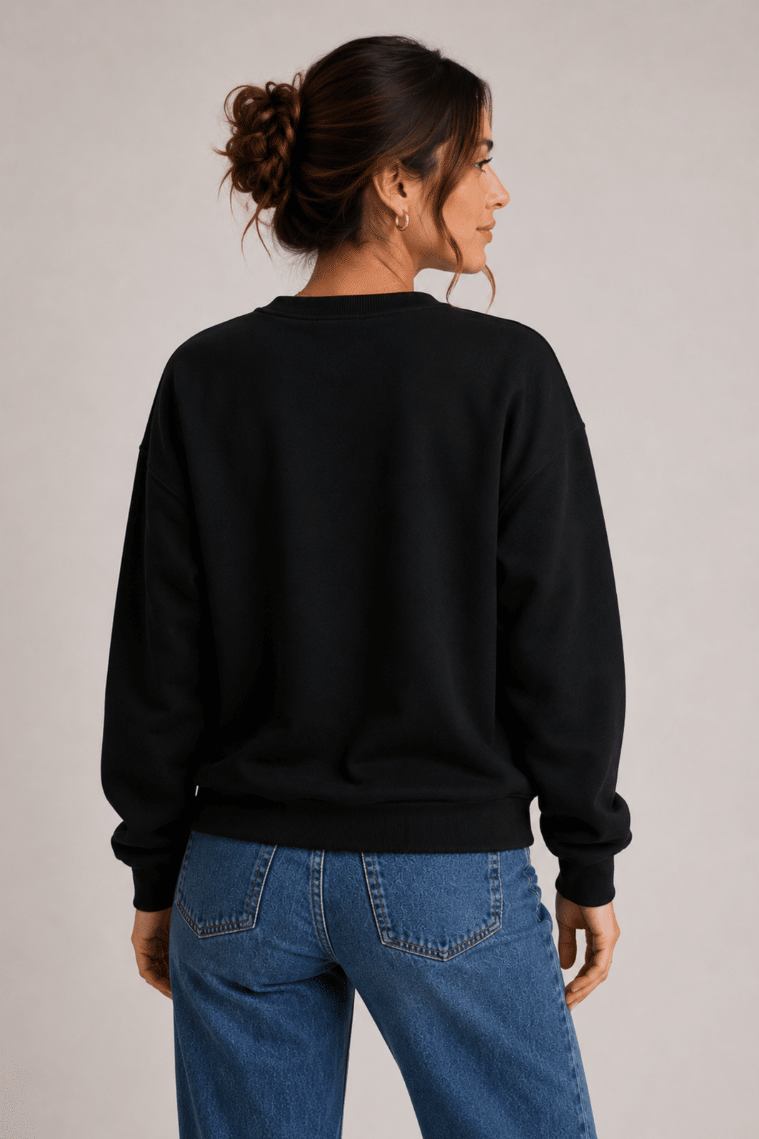 Moletom Sabrina Cor Preto Bordada