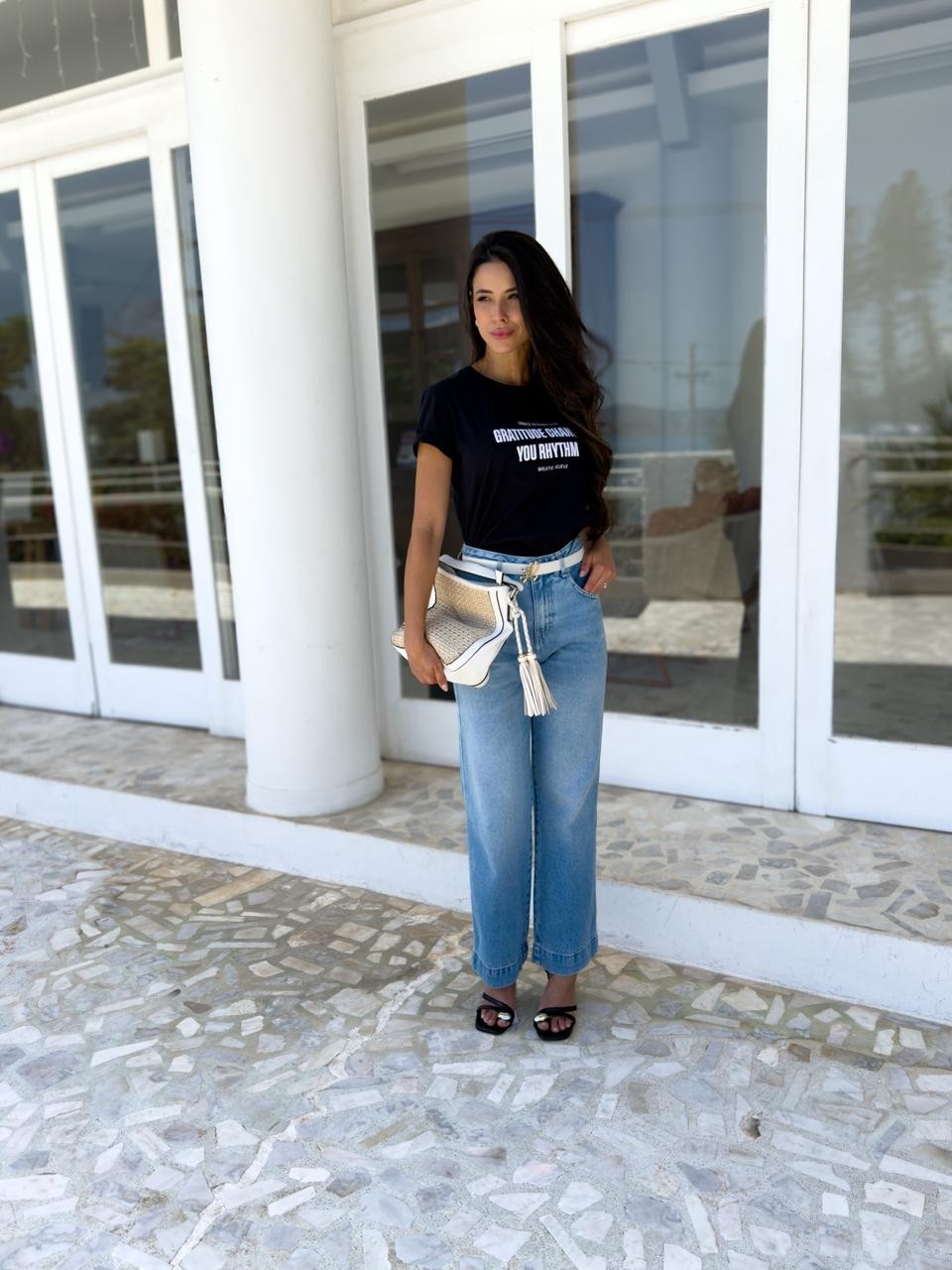 T-shirt Feminina Belive Cor Preto T-shirt Feminina Belive Cor Preto