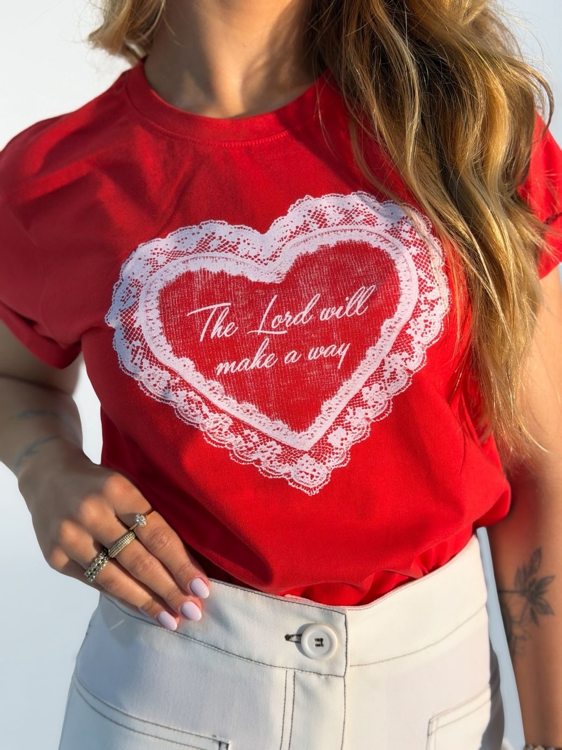 T-shirt Feminina Lara Cor Vemelha