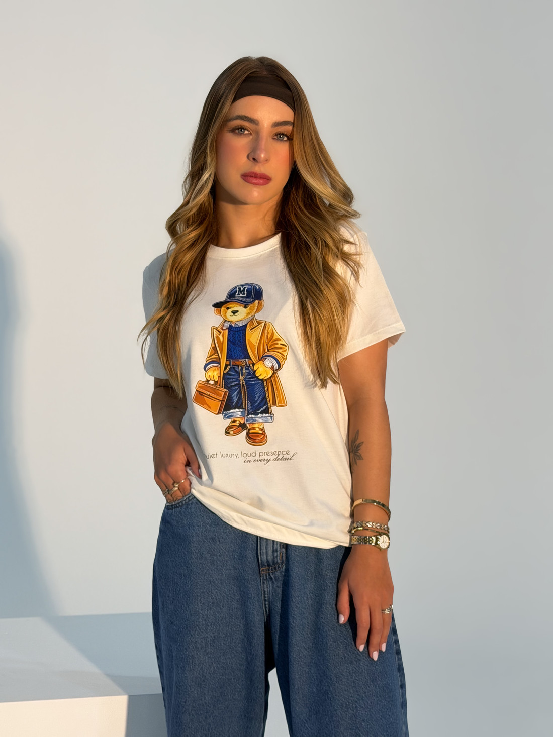 T-shirt Feminina Hailey Cor Off White