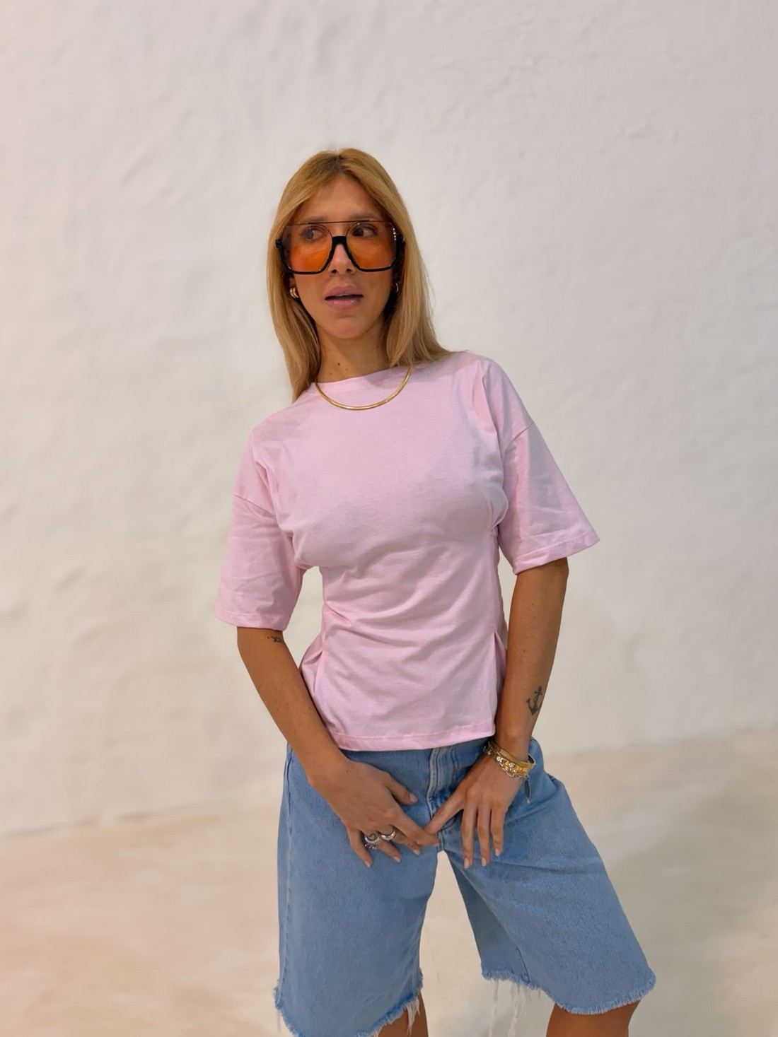 Blusa Amanda detalhe trapeado cor rosa claro Blusa Amanda detalhe trapeado cor rosa claro