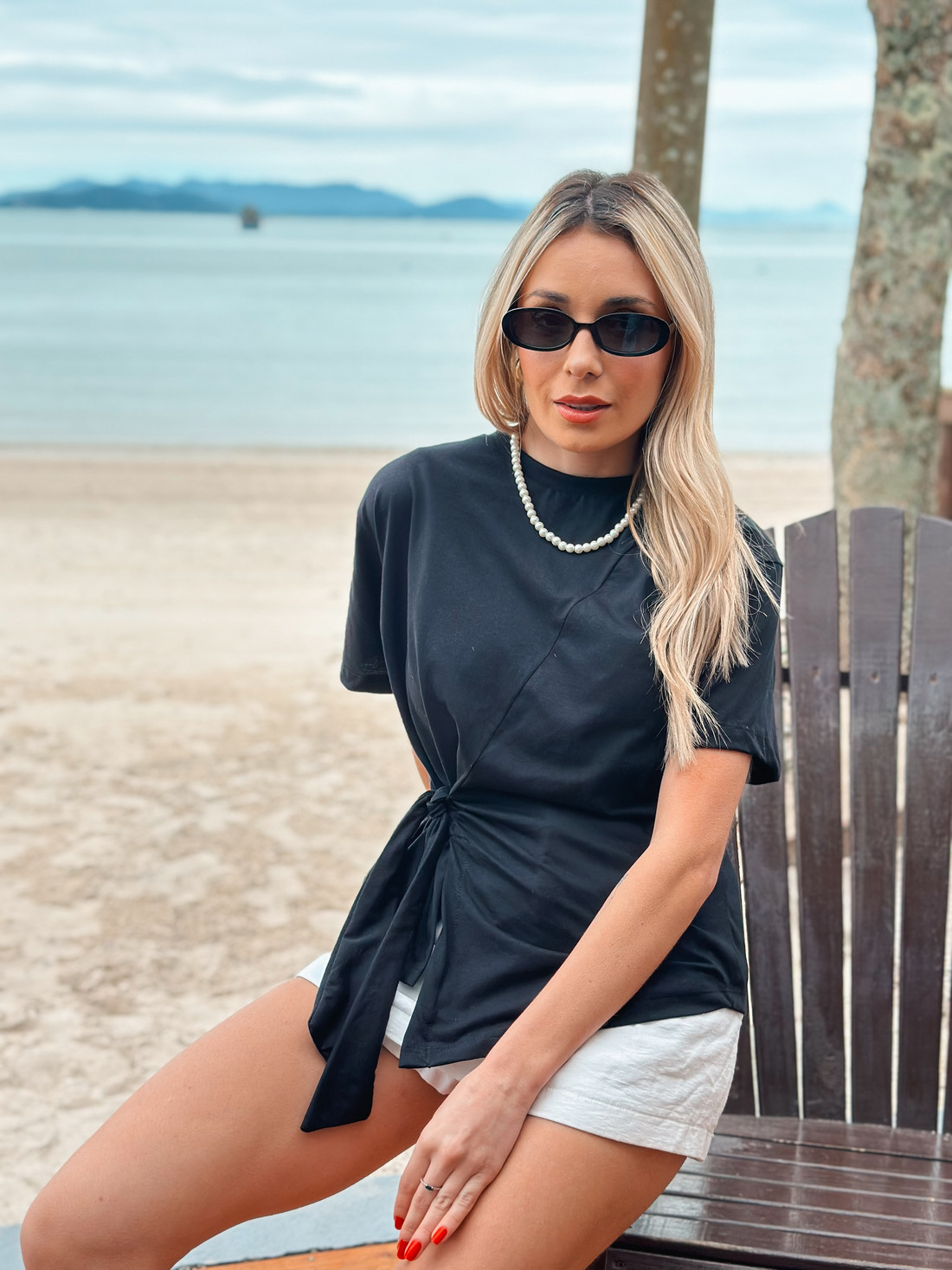 T-shirt Feminina Paloma Detalhe Frontal Transpassado Preto