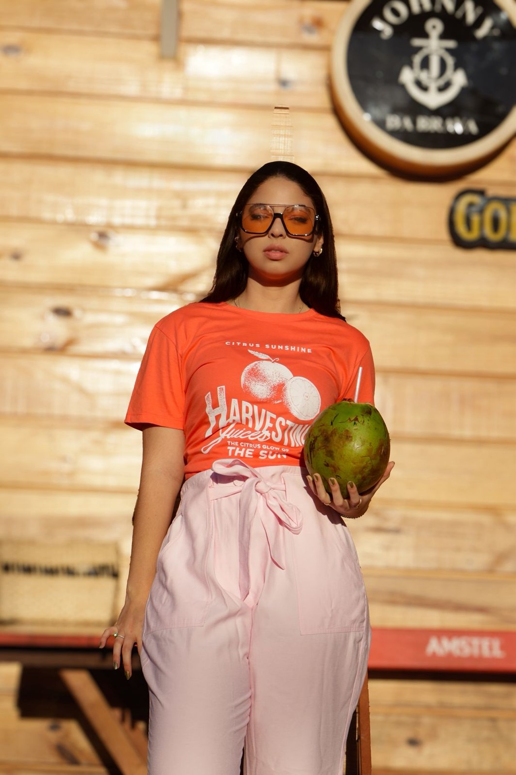 Camiseta T-shirt feminina Serena cor coral