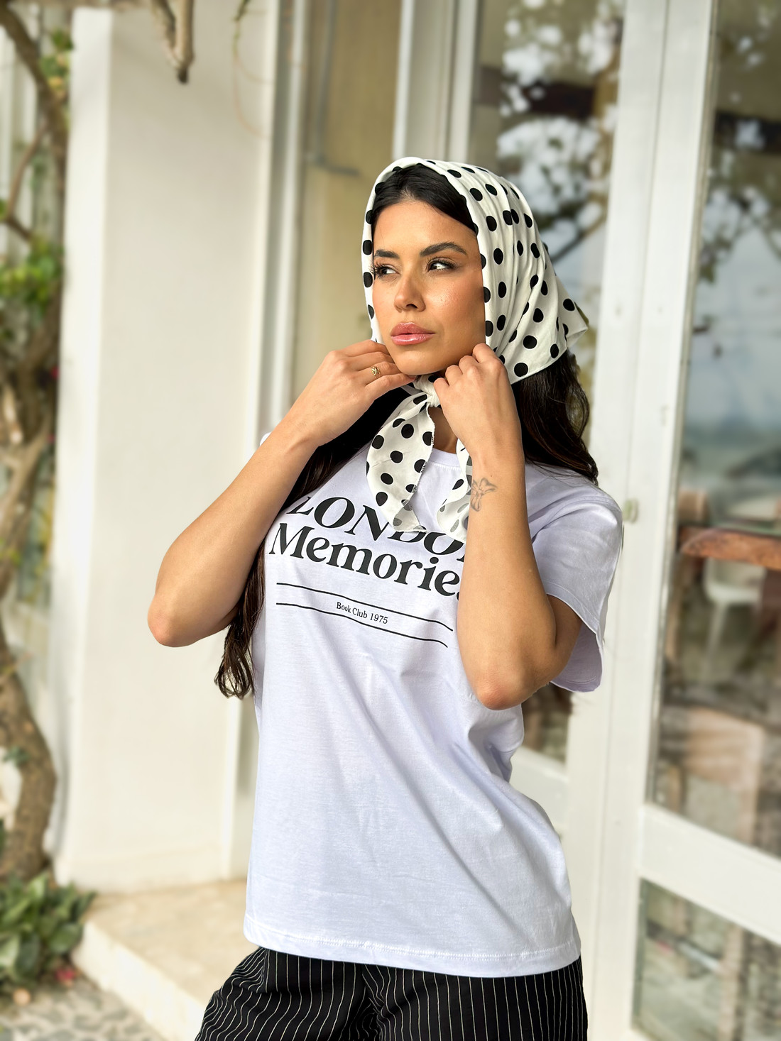 Camiseta T-shirt feminina London cor branco