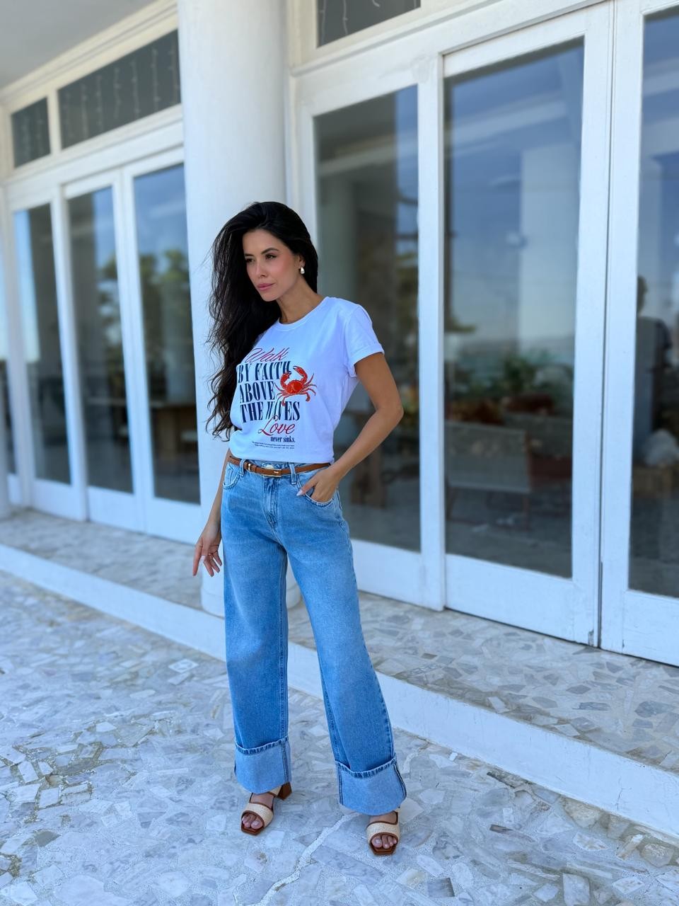 T-shirt Feminina Waves Caranguejo Cor Branco T-shirt Feminina Waves Caranguejo Cor Branco