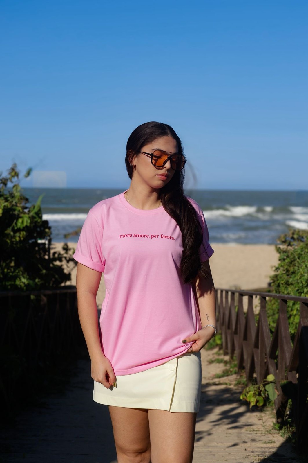 Camiseta T-shirt feminina Donatella cor rosa candy