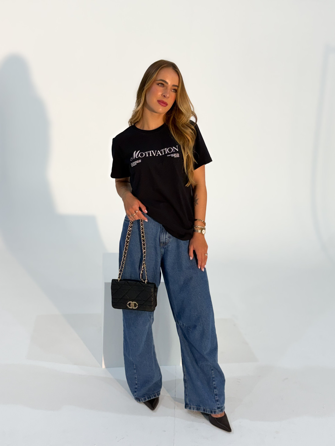 T-shirt Feminina Carol Cor Preto