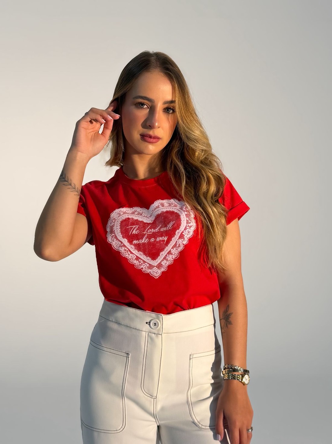 T-shirt Feminina Lara Cor Vemelha