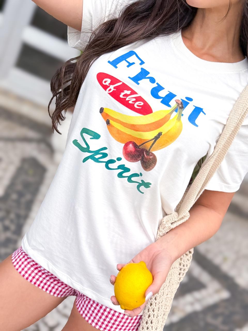 Camiseta T-shirt feminina Suzi cor off white Camiseta T-shirt feminina Suzi cor off white