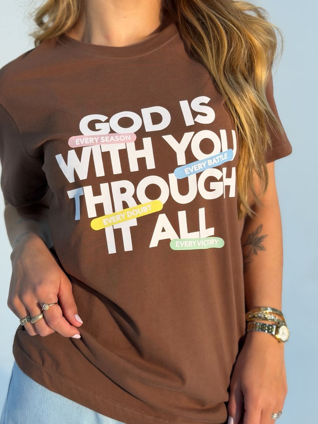 T-shirt Feminina Dana Cor Marrom