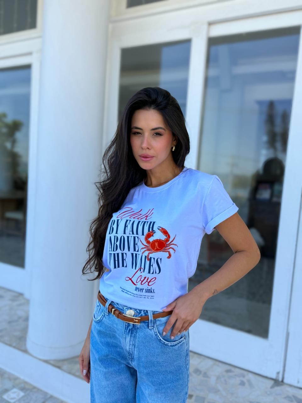 T-shirt Feminina Waves Caranguejo Cor Branco T-shirt Feminina Waves Caranguejo Cor Branco