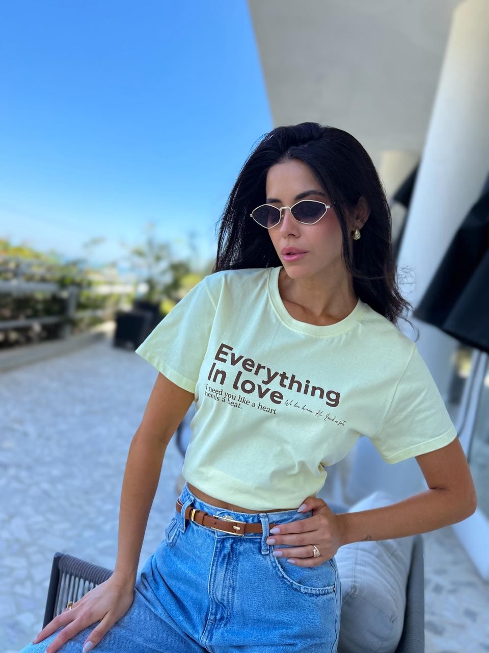 T-shirt Feminina Heart Cor Amarelo Manteiga