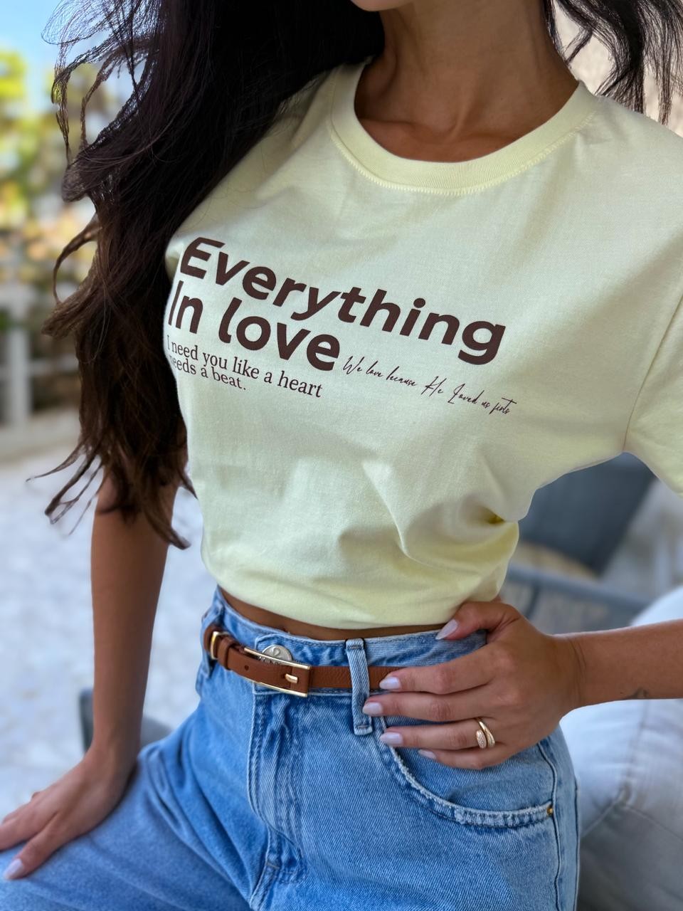 T-shirt Feminina Heart Cor Amarelo Manteiga