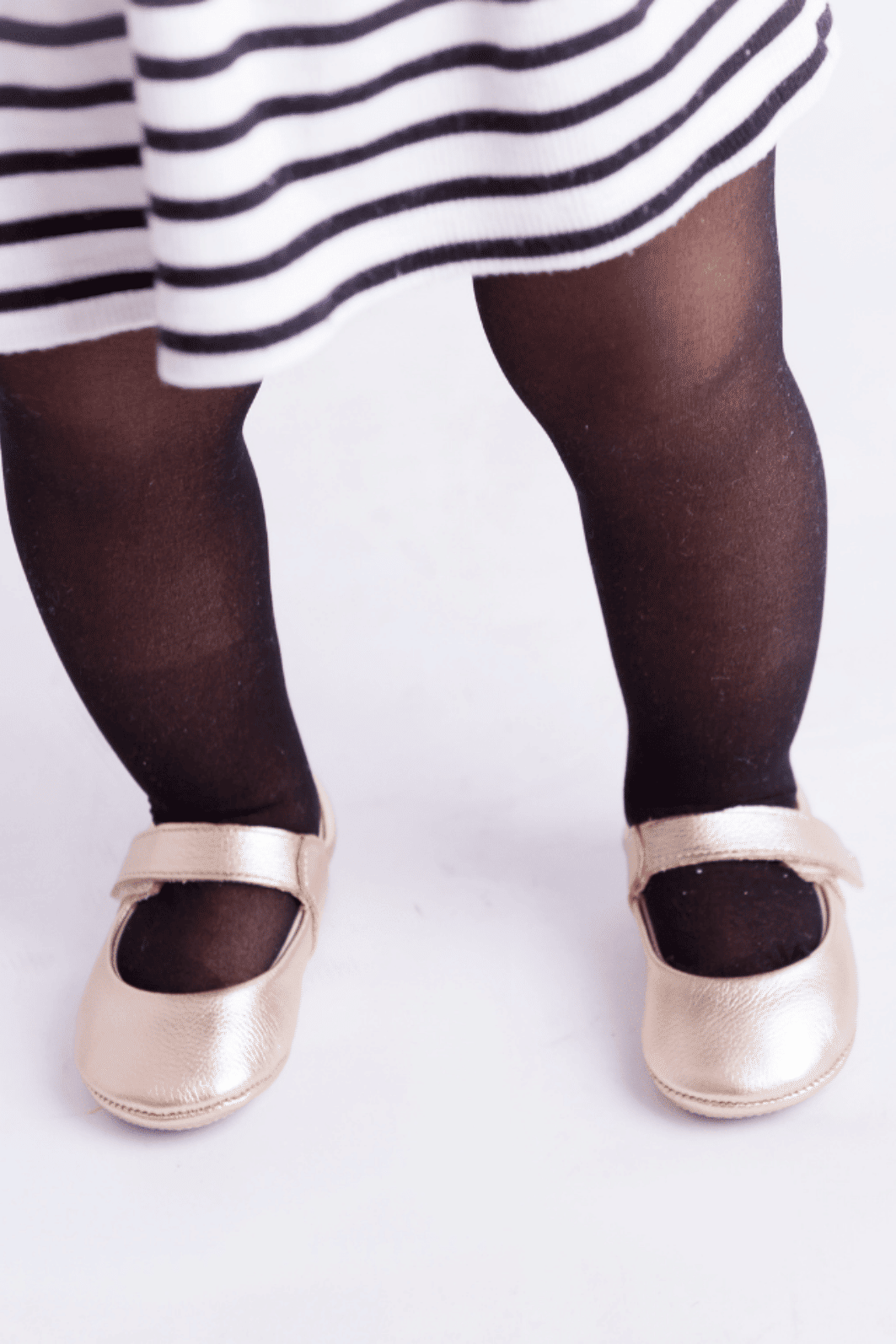 SAPATILHA BEBÊ LUIZA DOURADA SAPATILHA BEBÊ LUIZA DOURADA