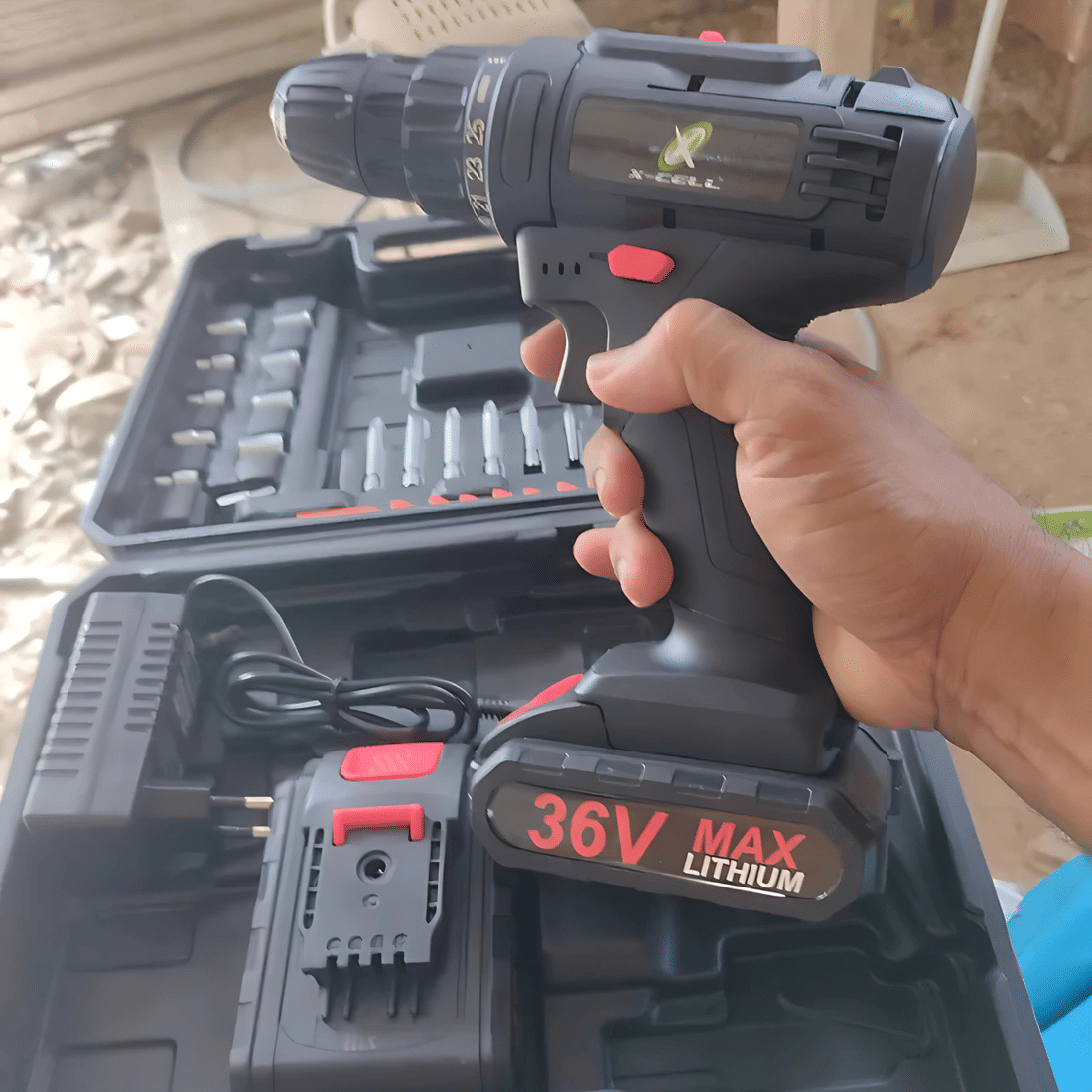 Parafusadeira Furadeira Sem Fio Potênte + 2 Baterias 36v + Acessórios Bivolt