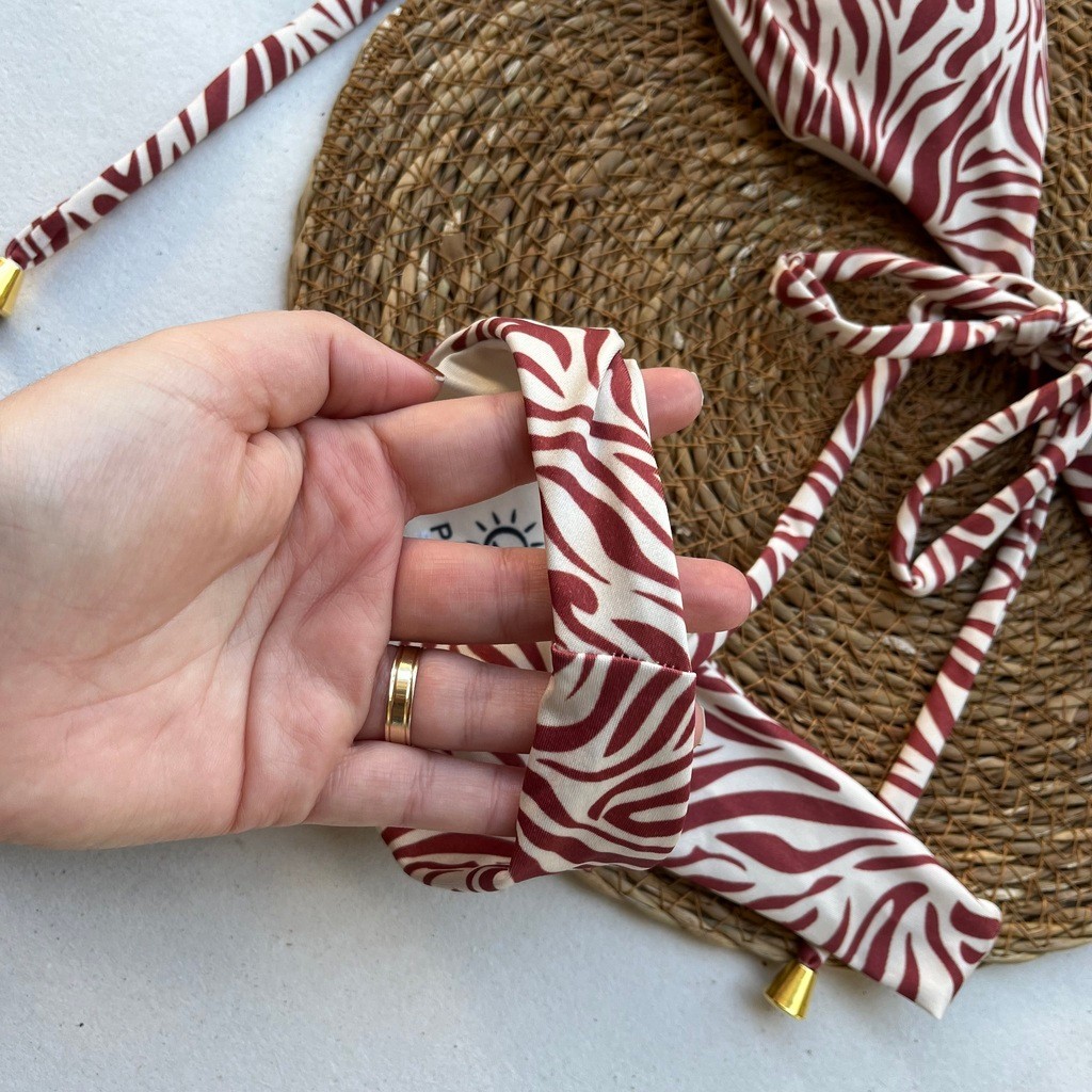 Biquíni Cortininha e Asa delta Aventura