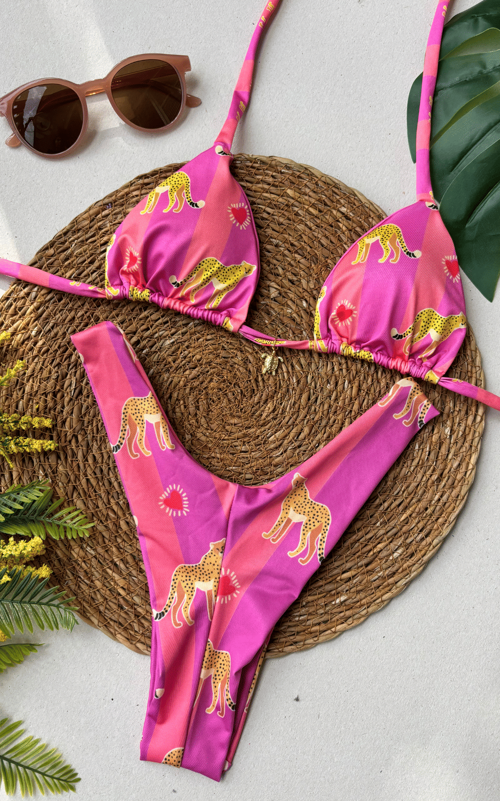 Biquíni Guarda Cortininha e Asa delta Biquíni Guarda Cortininha e Asa delta