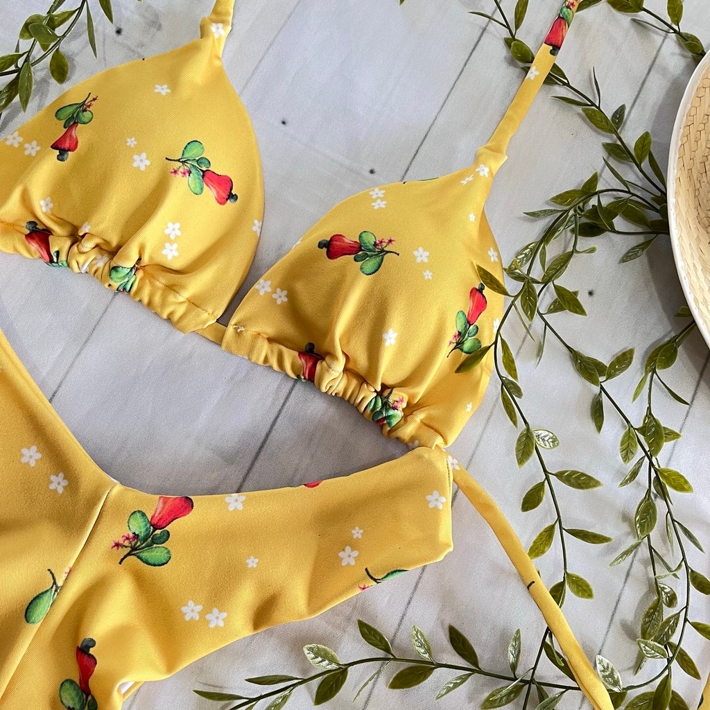 Biquíni Cortininha e Asa Delta Trancoso Biquíni Cortininha e Asa Delta Trancoso