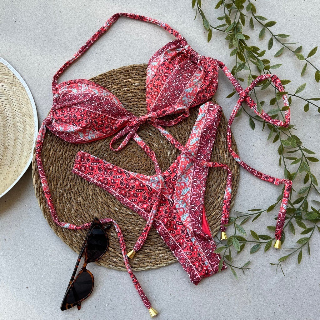 Biquíni Cortininha e Asa delta Paisley Vermelho Biquíni Cortininha e Asa delta Paisley Vermelho