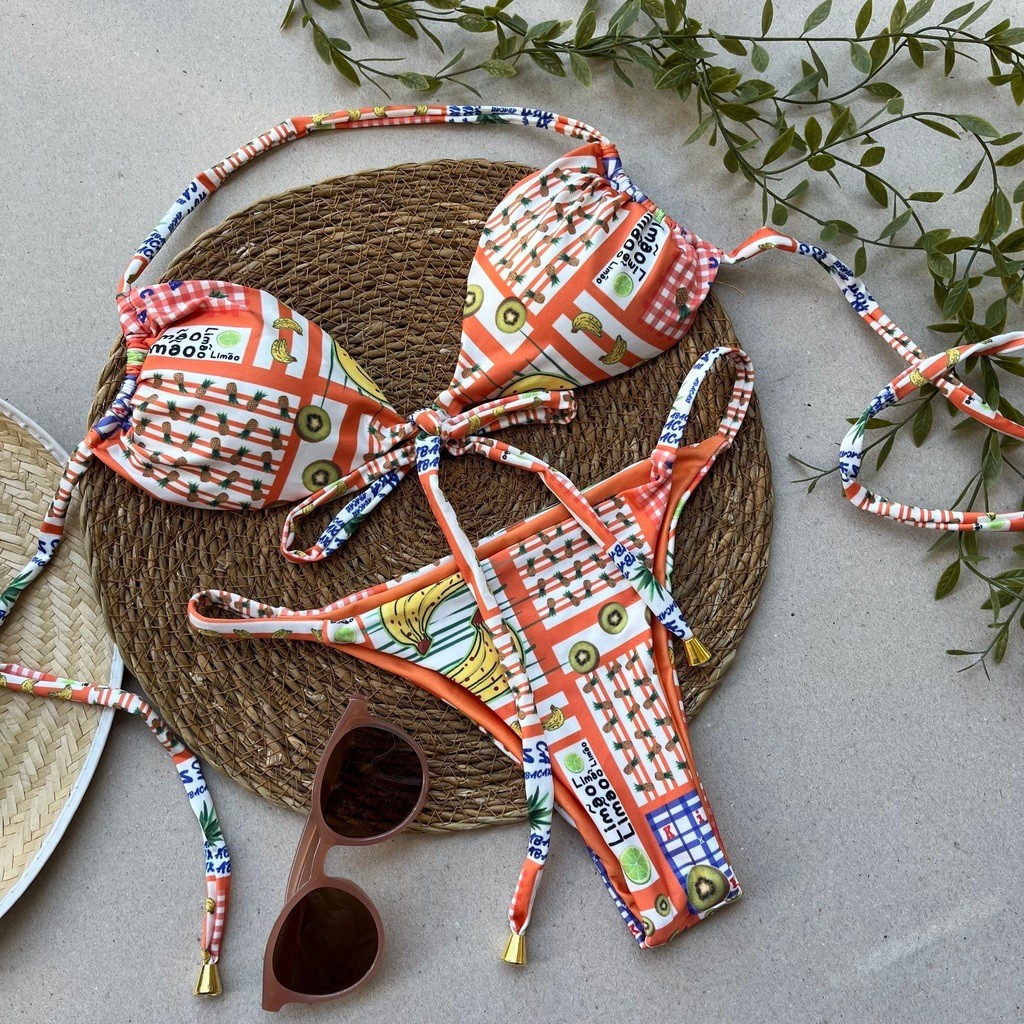 Biquíni Cortininha e Fita Tropical Biquíni Cortininha e Fita Tropical