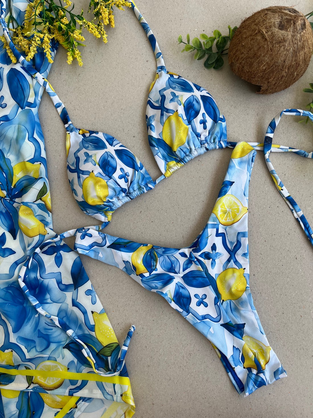 Biquíni Limeira Cortininha e Asa delta Biquíni Limeira Cortininha e Asa delta