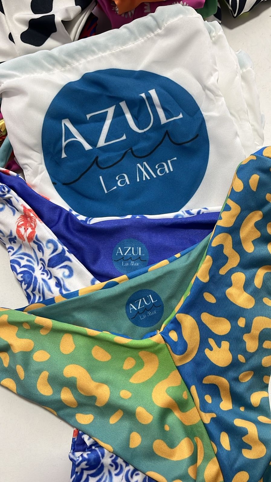 Personalização do forro - SUA LOGO Personalização do forro - SUA LOGO