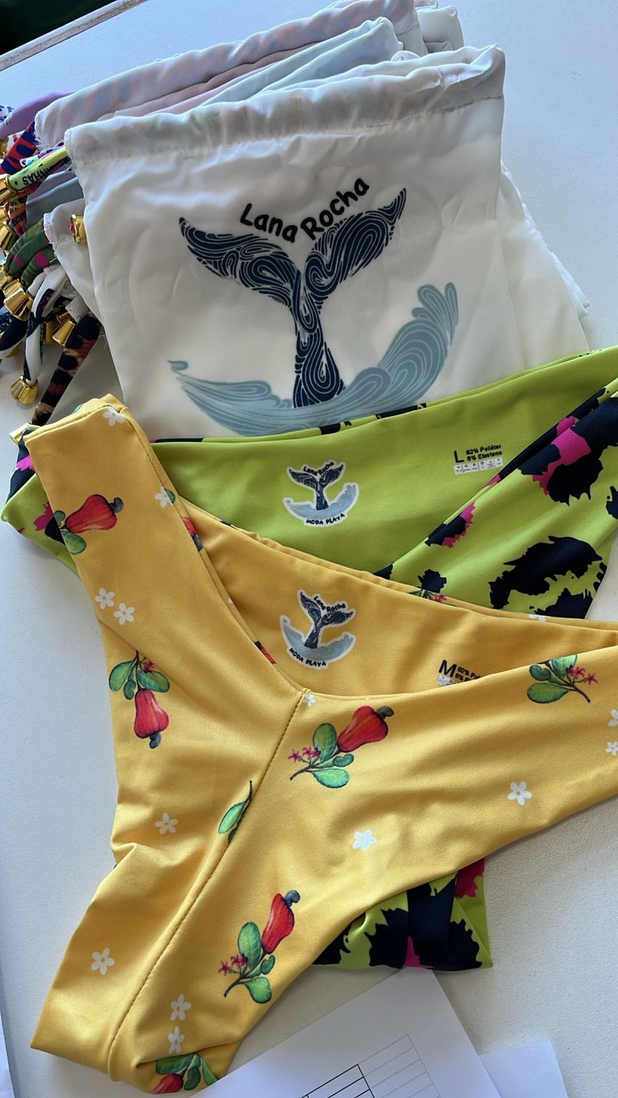 Personalização do forro - SUA LOGO Personalização do forro - SUA LOGO