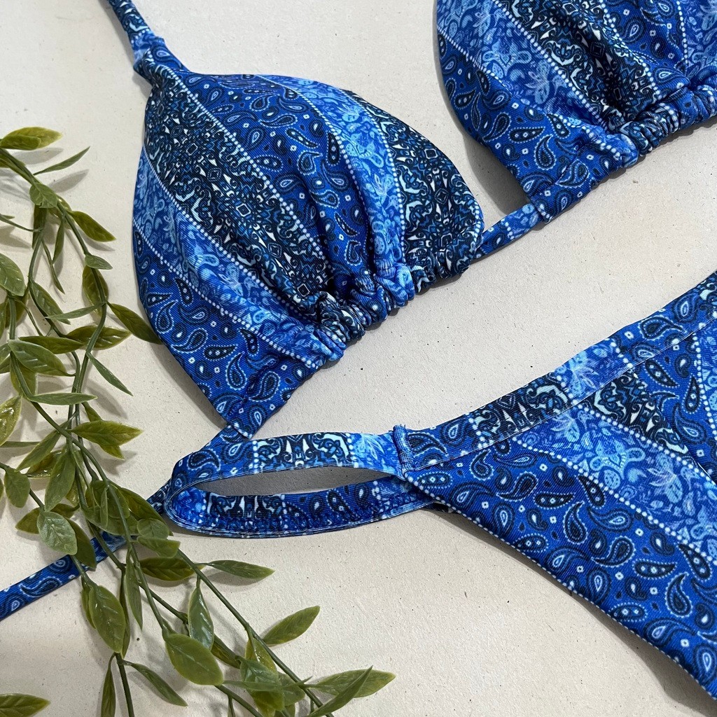 Biquíni Cortininha e Fita Siriu