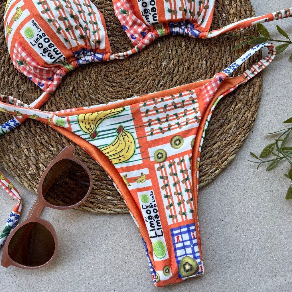 Biquíni Cortininha e Fita Tropical Biquíni Cortininha e Fita Tropical