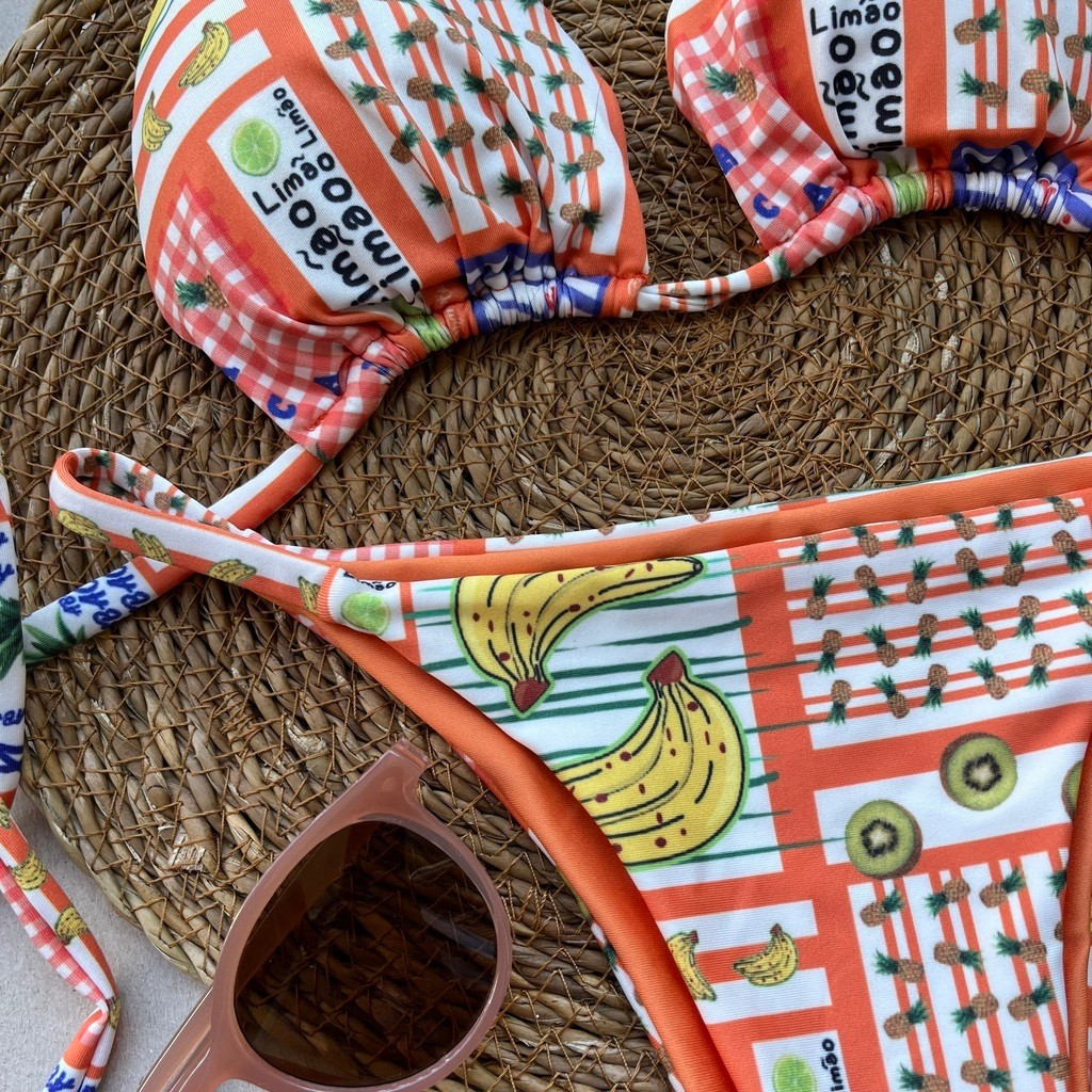 Biquíni Cortininha e Fita Tropical Biquíni Cortininha e Fita Tropical