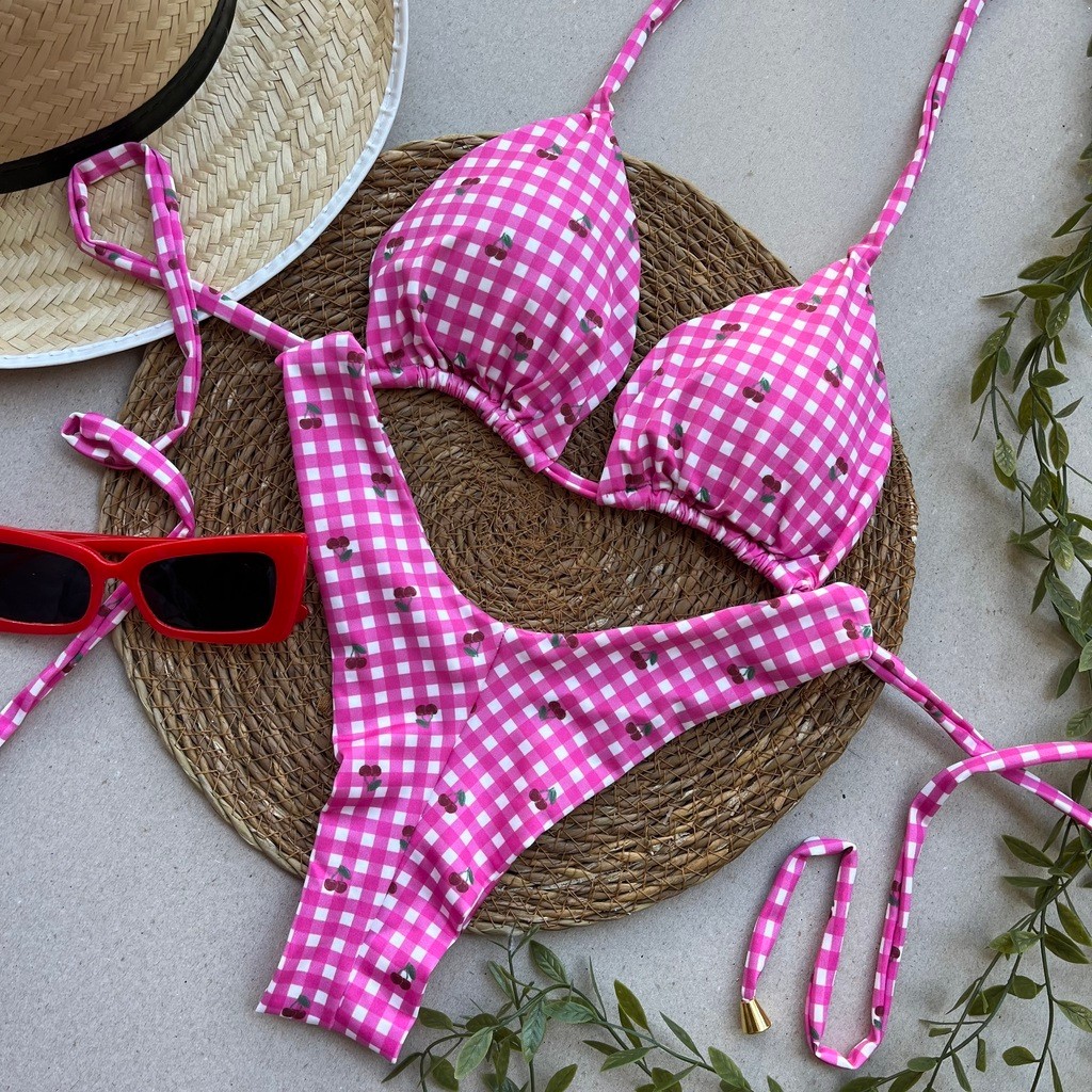 Biquíni Cortininha e Asa delta Cerejinha Biquíni Cortininha e Asa delta Cerejinha