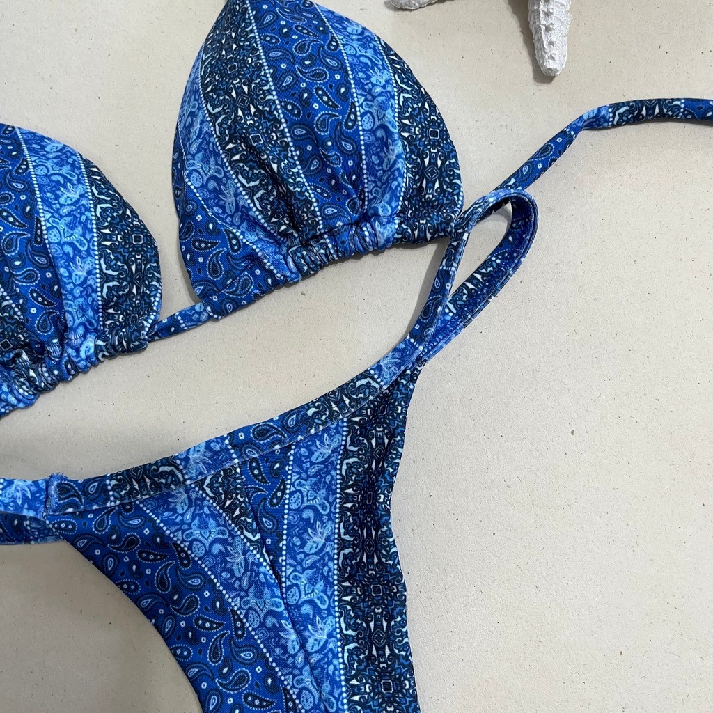 Biquíni Cortininha e Fita Siriu