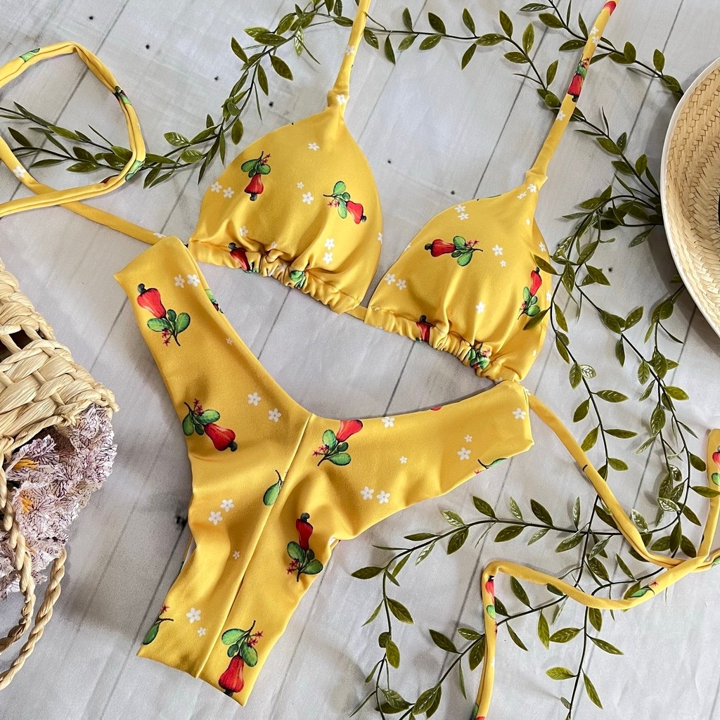 Biquíni Cortininha e Asa Delta Trancoso Biquíni Cortininha e Asa Delta Trancoso