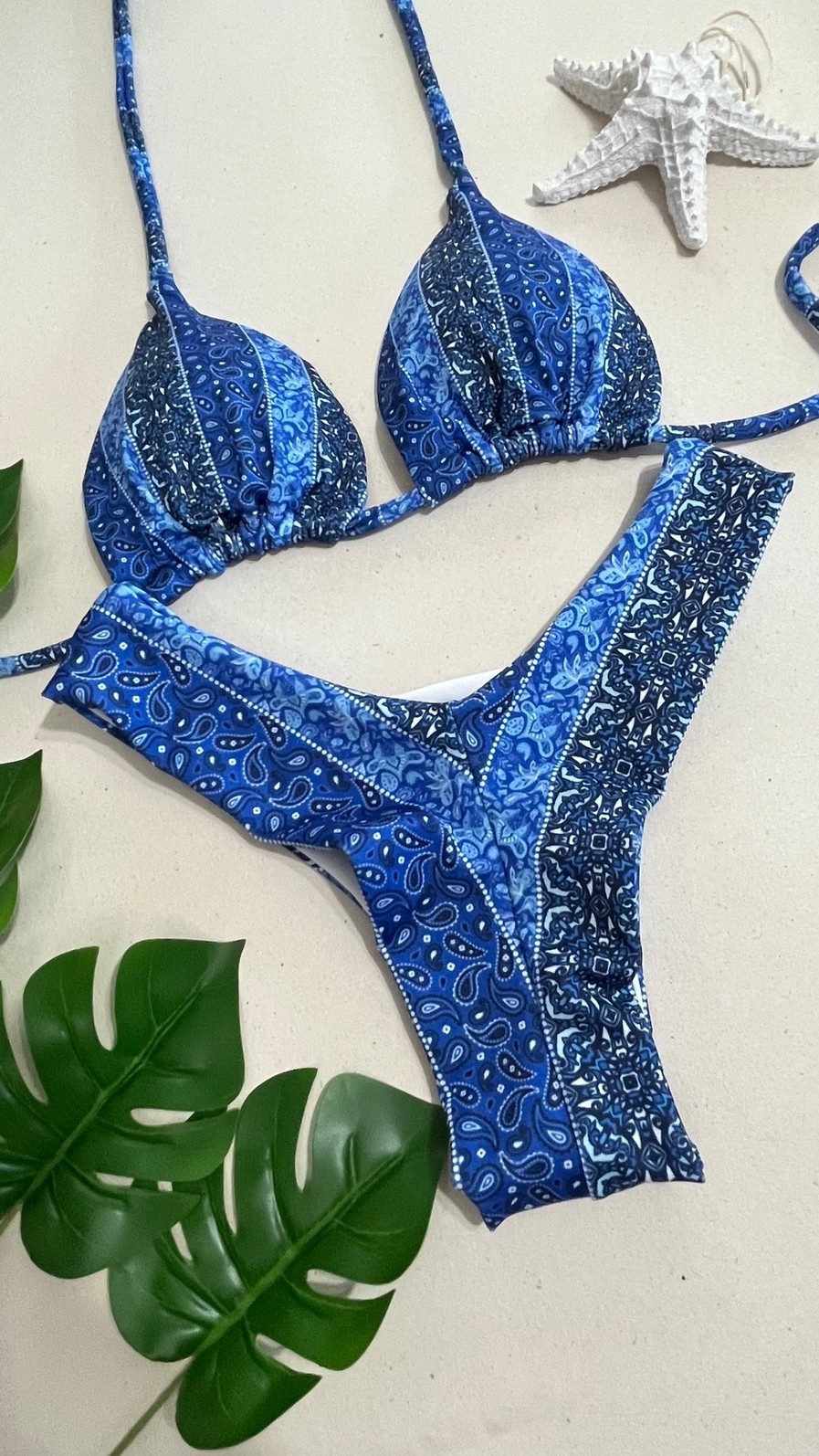 Biquíni Cortininha e Asa Delta Siriu