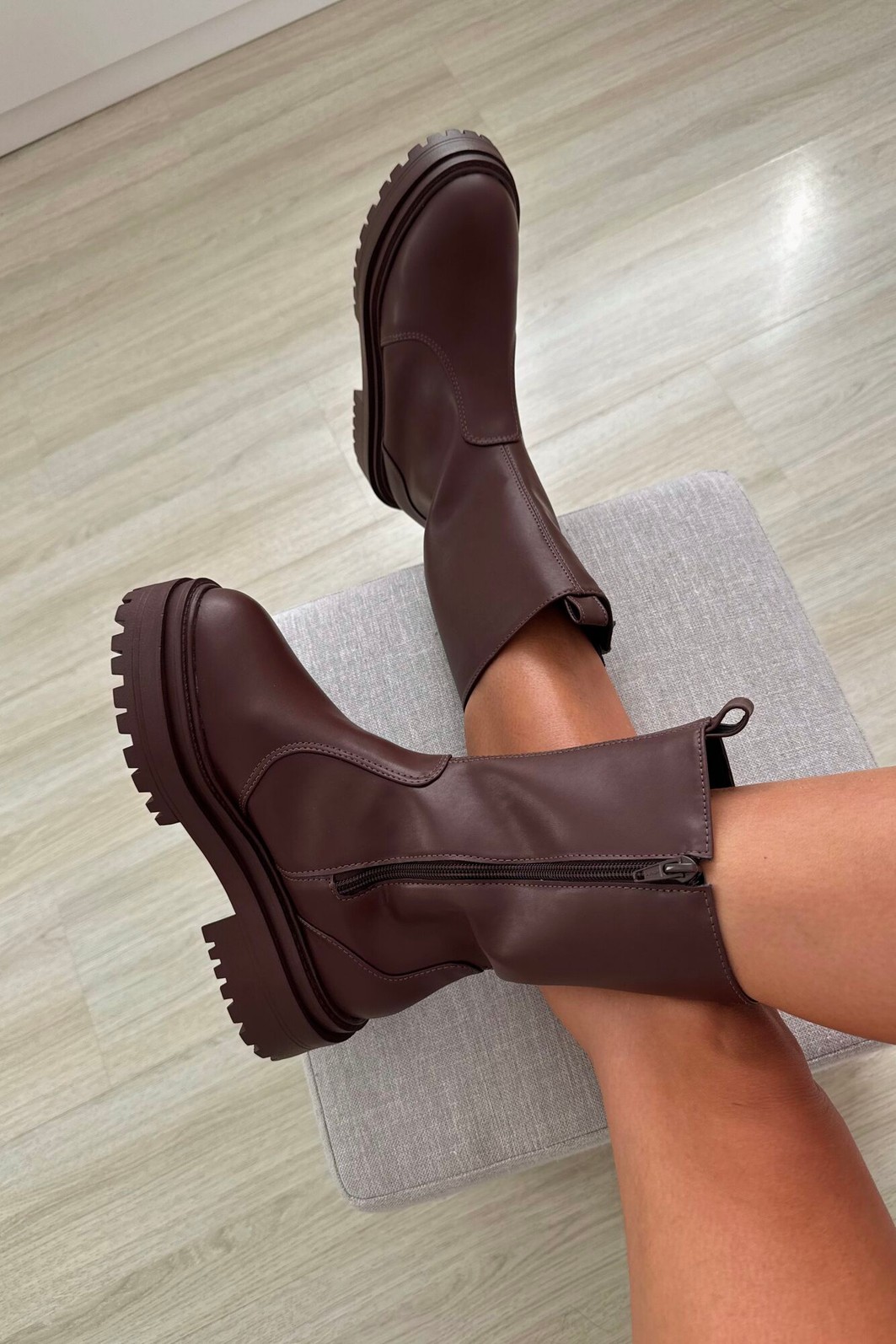 Bota Lilian Marrom Bota Lilian Marrom