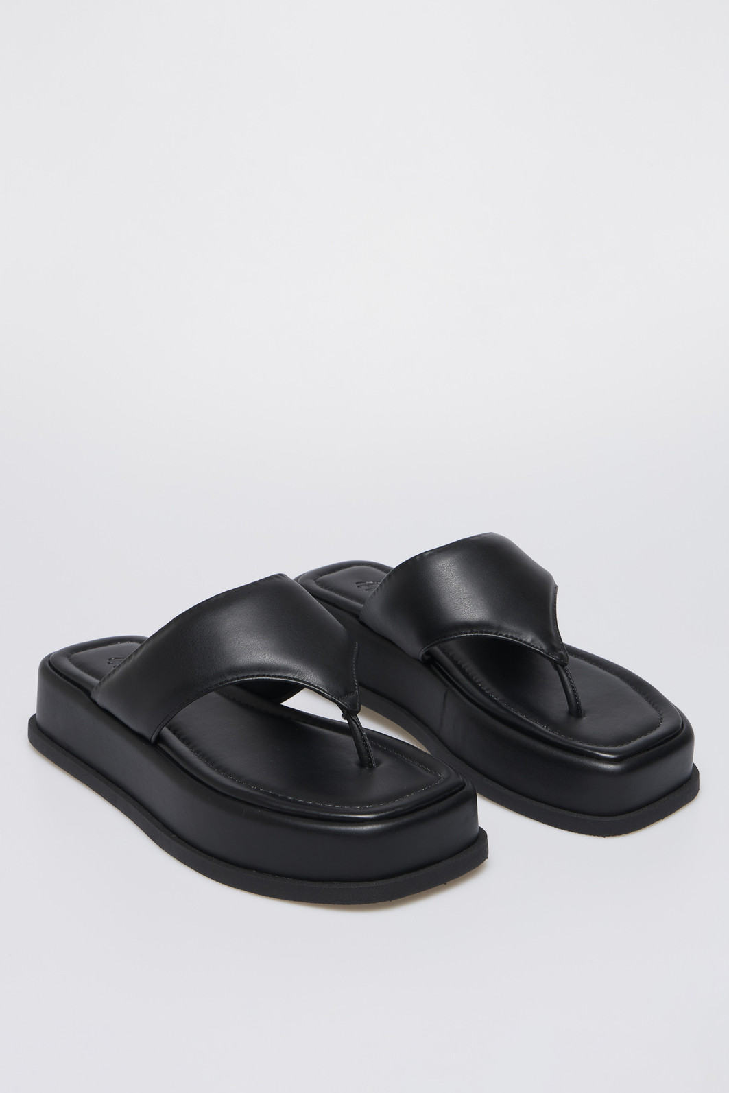 Flat Lívia Preto Flat Lívia Preto