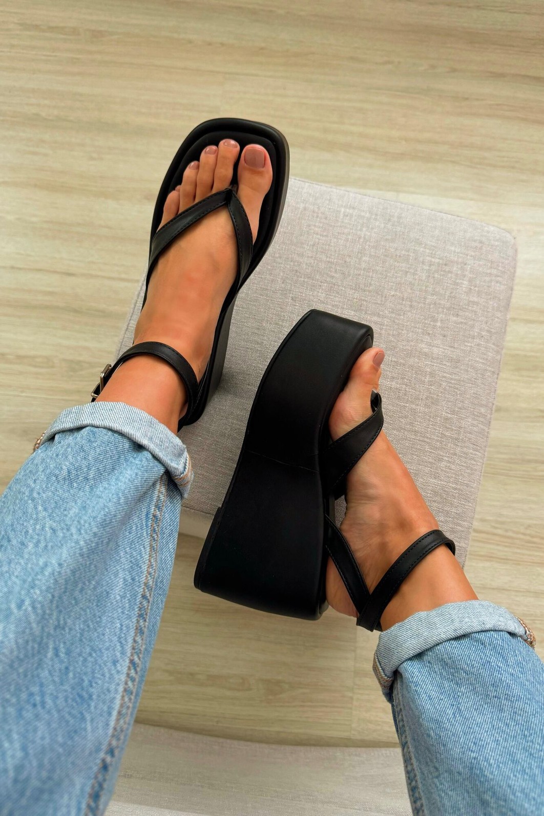 Sandália Lola Preto Sandália Lola Preto