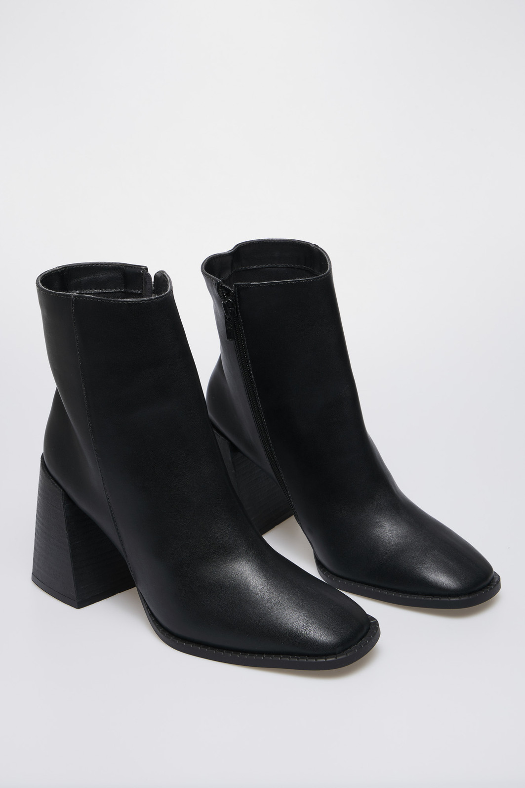 Bota Juliana Preto Bota Juliana Preto
