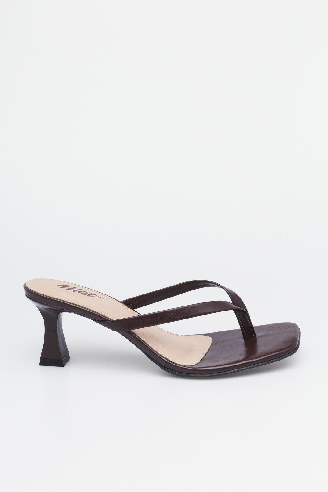 Tamanco Maya Marrom MIST – Minimalista com Salto Fino Tamanco Maya Marrom MIST – tiras finas minimalistas e salto fino geométrico