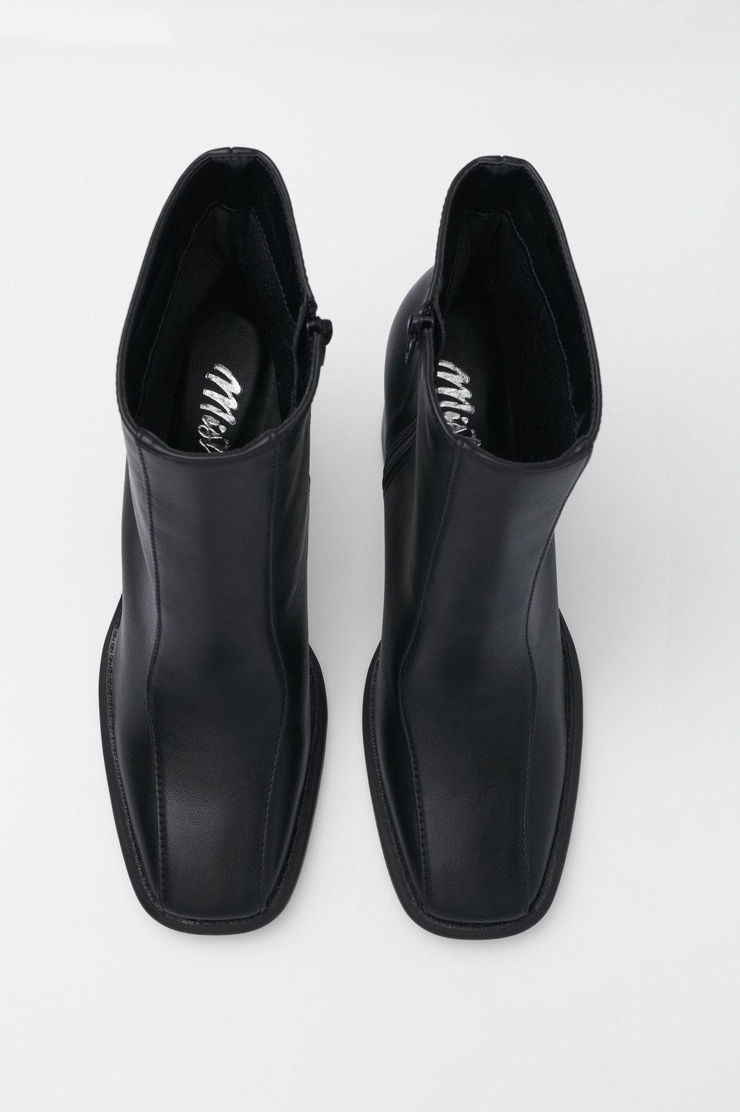 Bota Ankle Boot Malu Preto Bota Ankle Boot Malu Preto