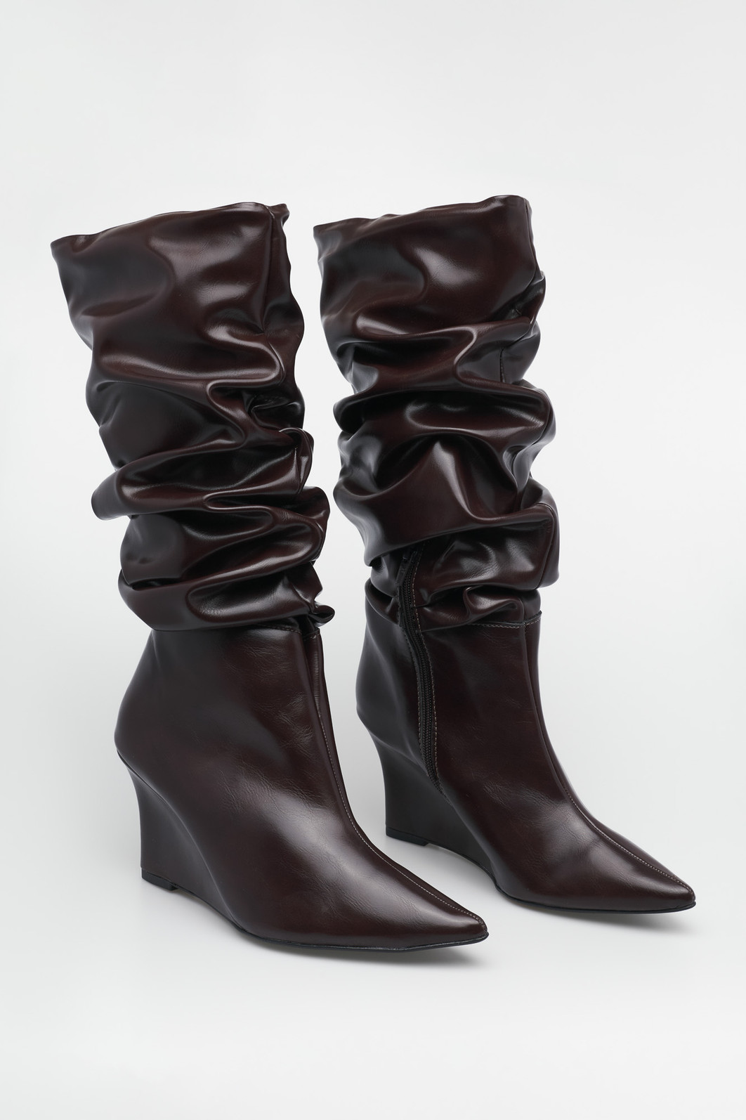 Bota Slouchy Thaise Café Bota Slouchy Thaise Café