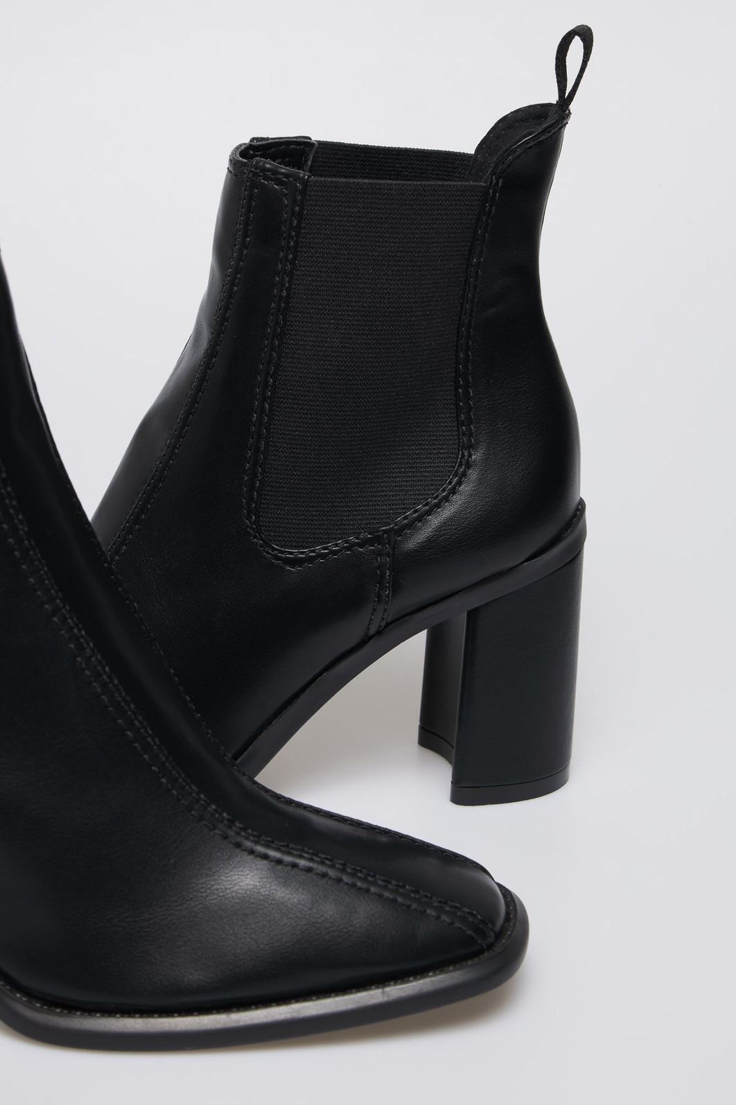 Bota Agnes Preta Bota Agnes Preta