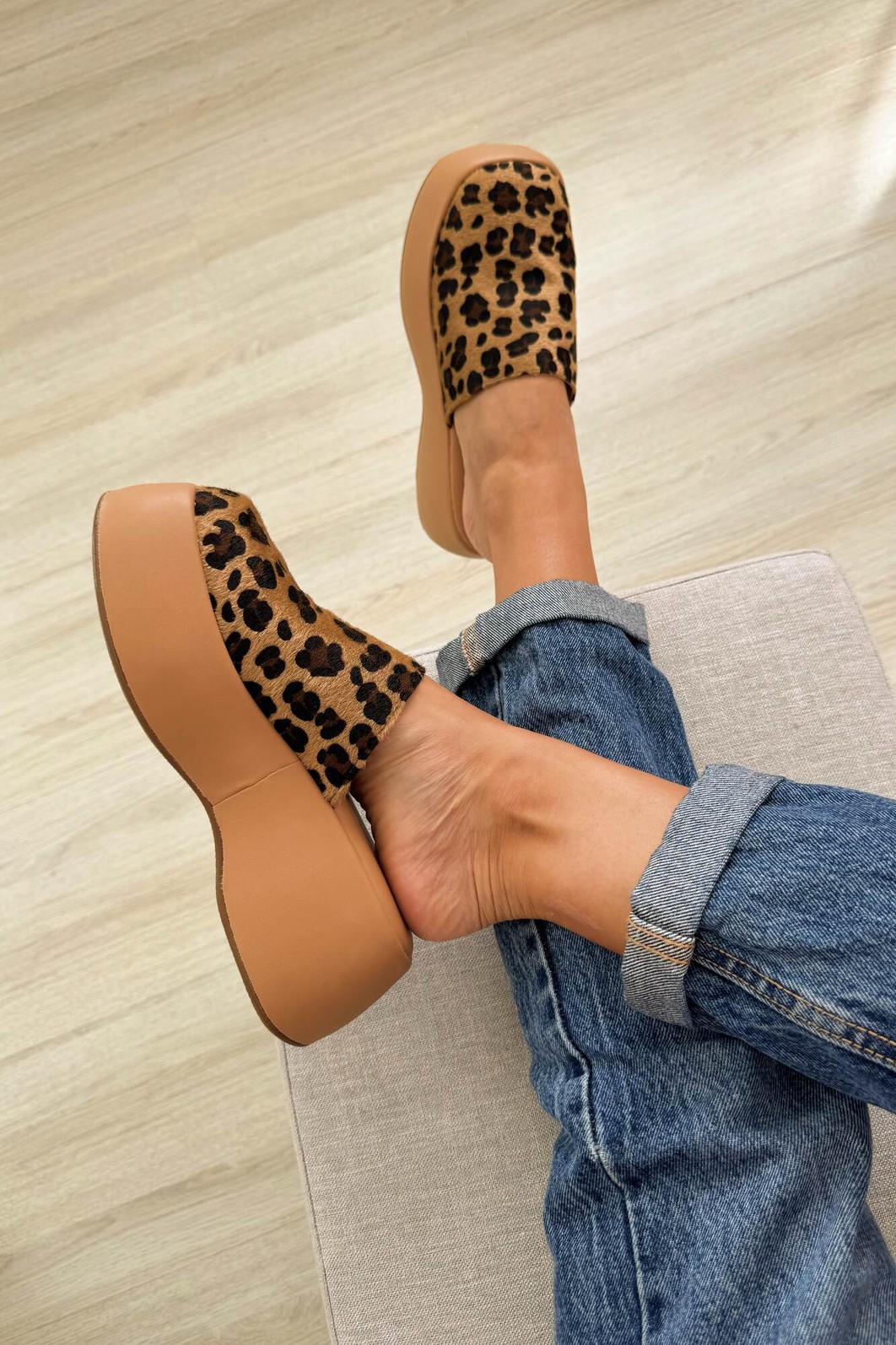 Mule Rebeca Onça Mule Rebeca Onça