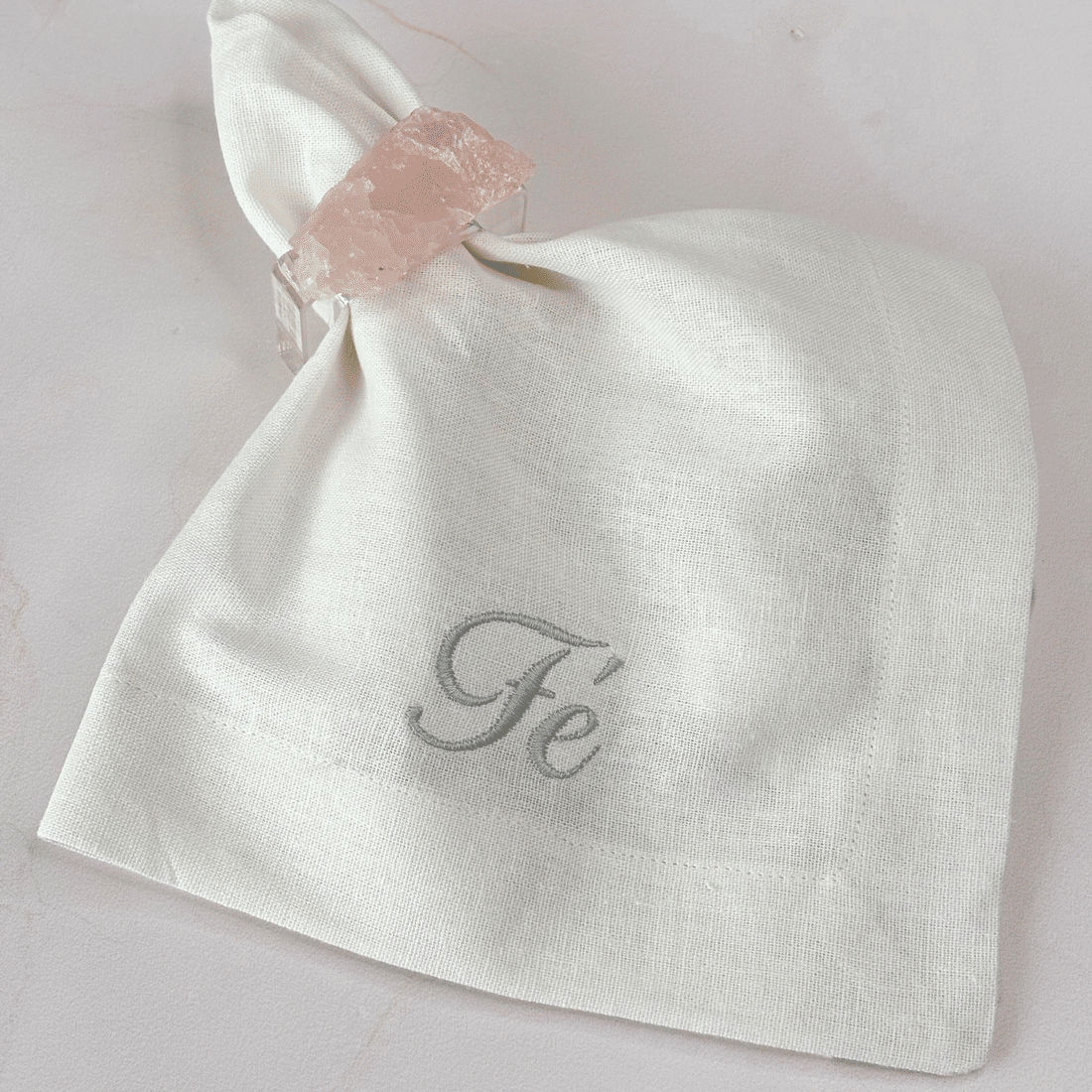 Guardanapos Branco Bordados c/ Valores Essenciais