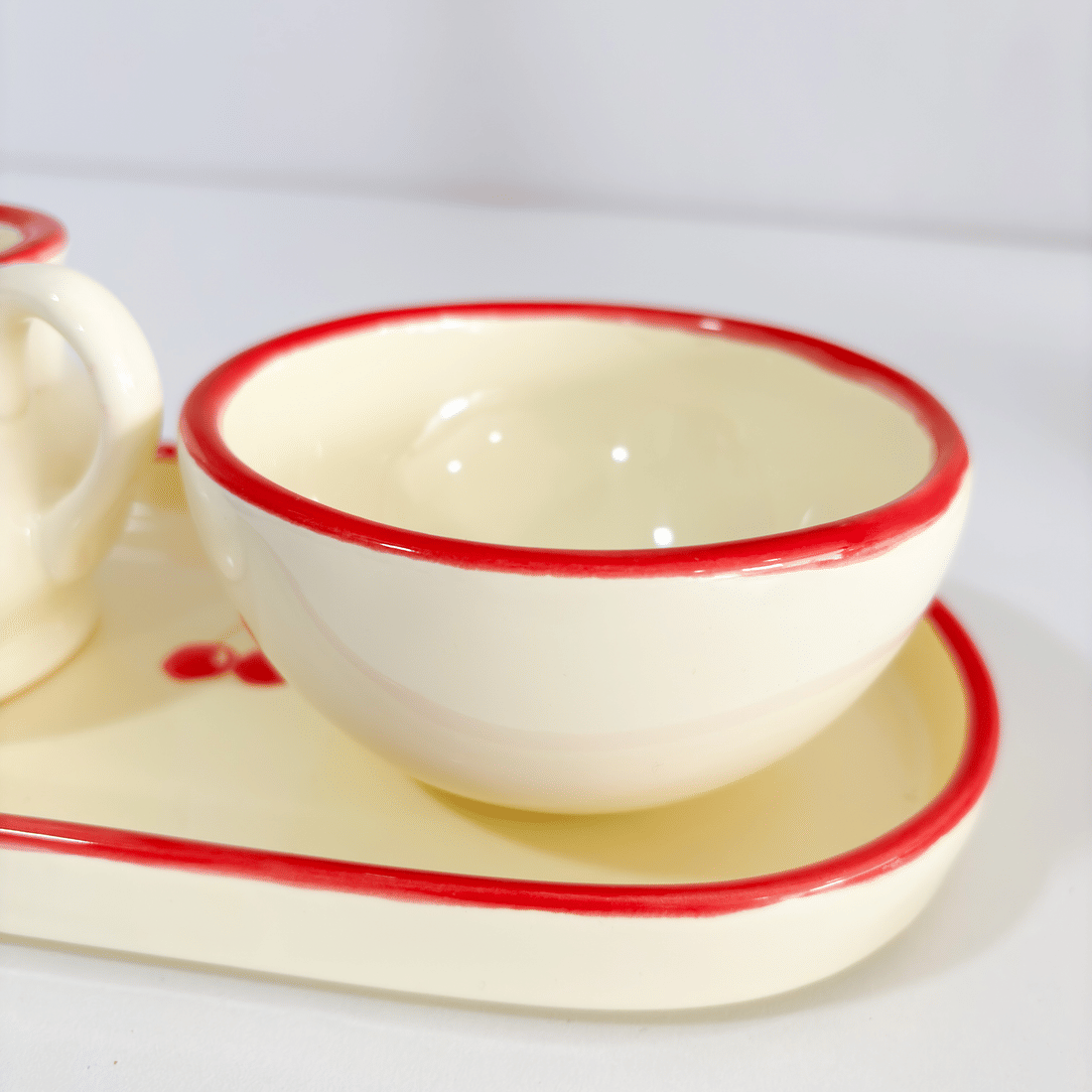 Cj Bandeja, Xícara e Bowl Cereja Cj Bandeja, Xícara e Bowl Cereja