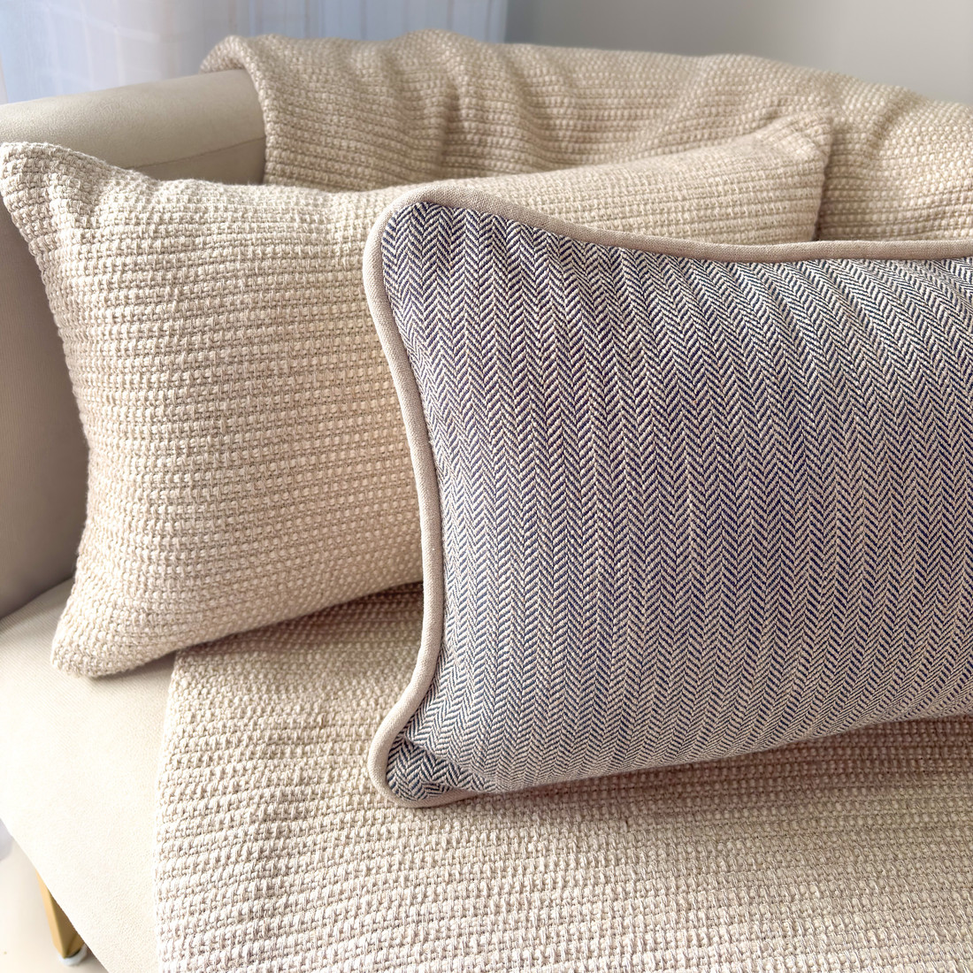 Almofada c/ Enchimento Tecido Jacquard Lent 30x50 cm Almofada c/ Enchimento Tecido Jacquard Lent 30x50 cm