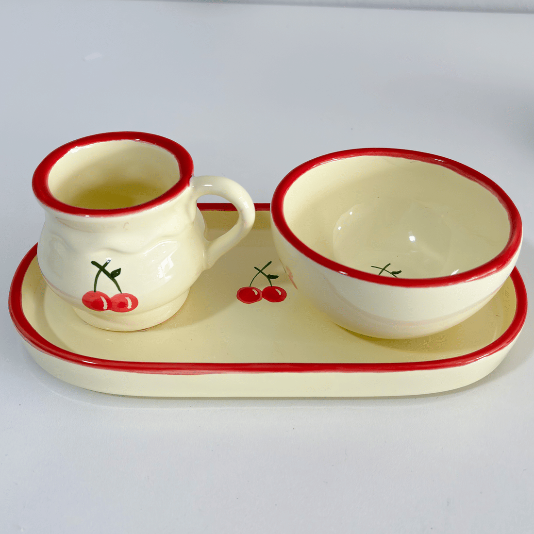 Cj Bandeja, Xícara e Bowl Cereja Cj Bandeja, Xícara e Bowl Cereja