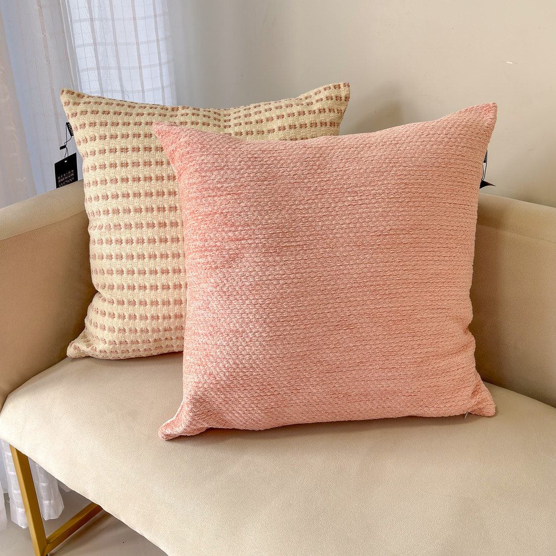 Almofada c/ Enchimento Tecido Jacquard Fof 50x50 cm Almofada c/ Enchimento Tecido Jacquard Fof 50x50 cm