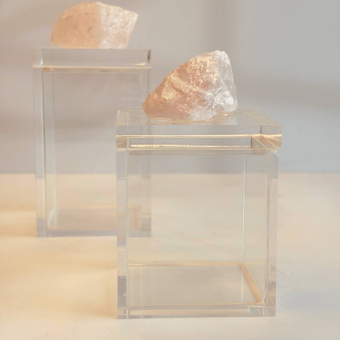 Mini Box c/ Pedra Quartzo Rosa Mini Box c/ Pedra Quartzo Rosa