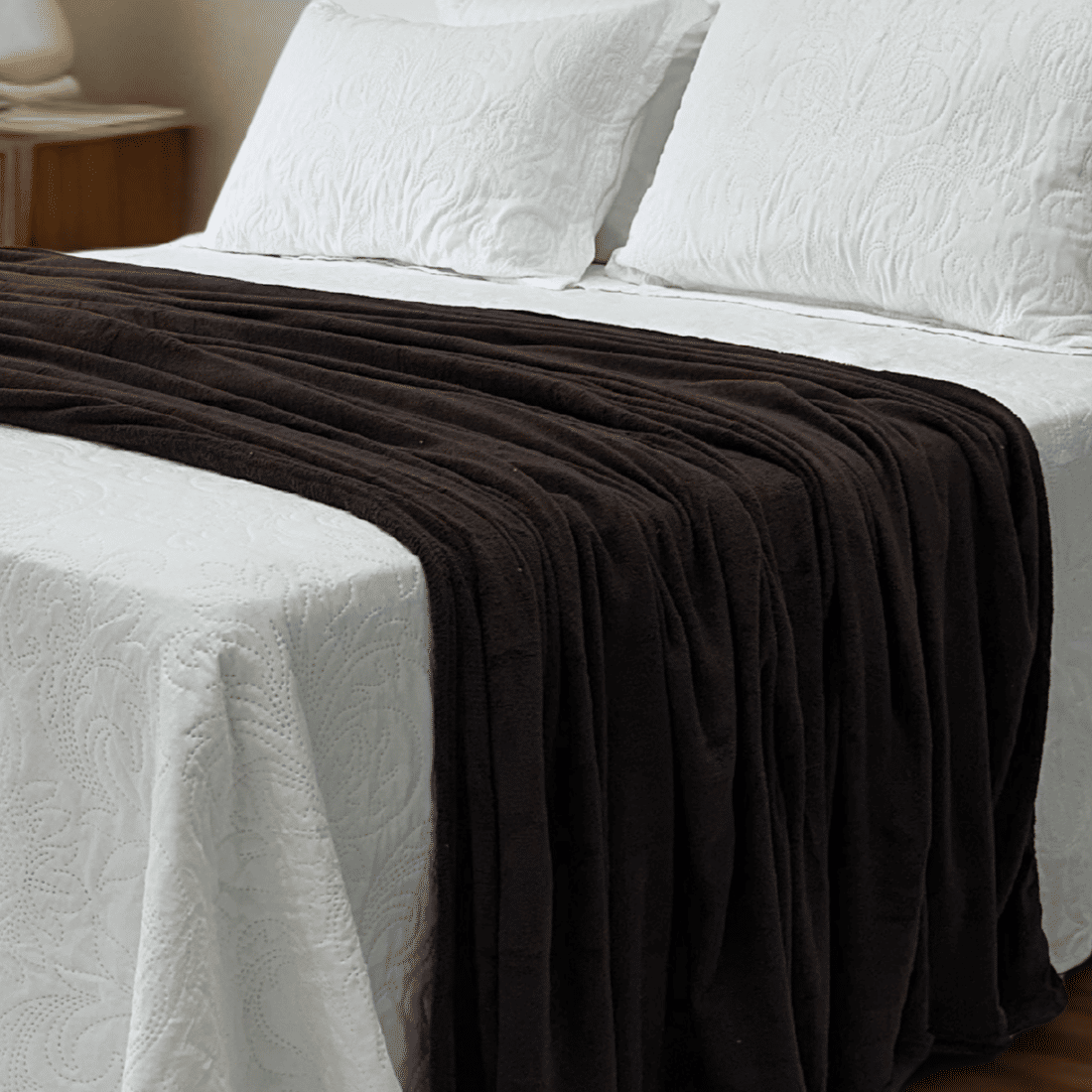 Manta Plush Queen Liso 220x240 Marrom Manta Plush Queen Liso 220x240 Marrom